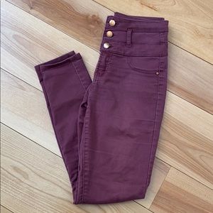 Junior’s Refuge High-waisted pants